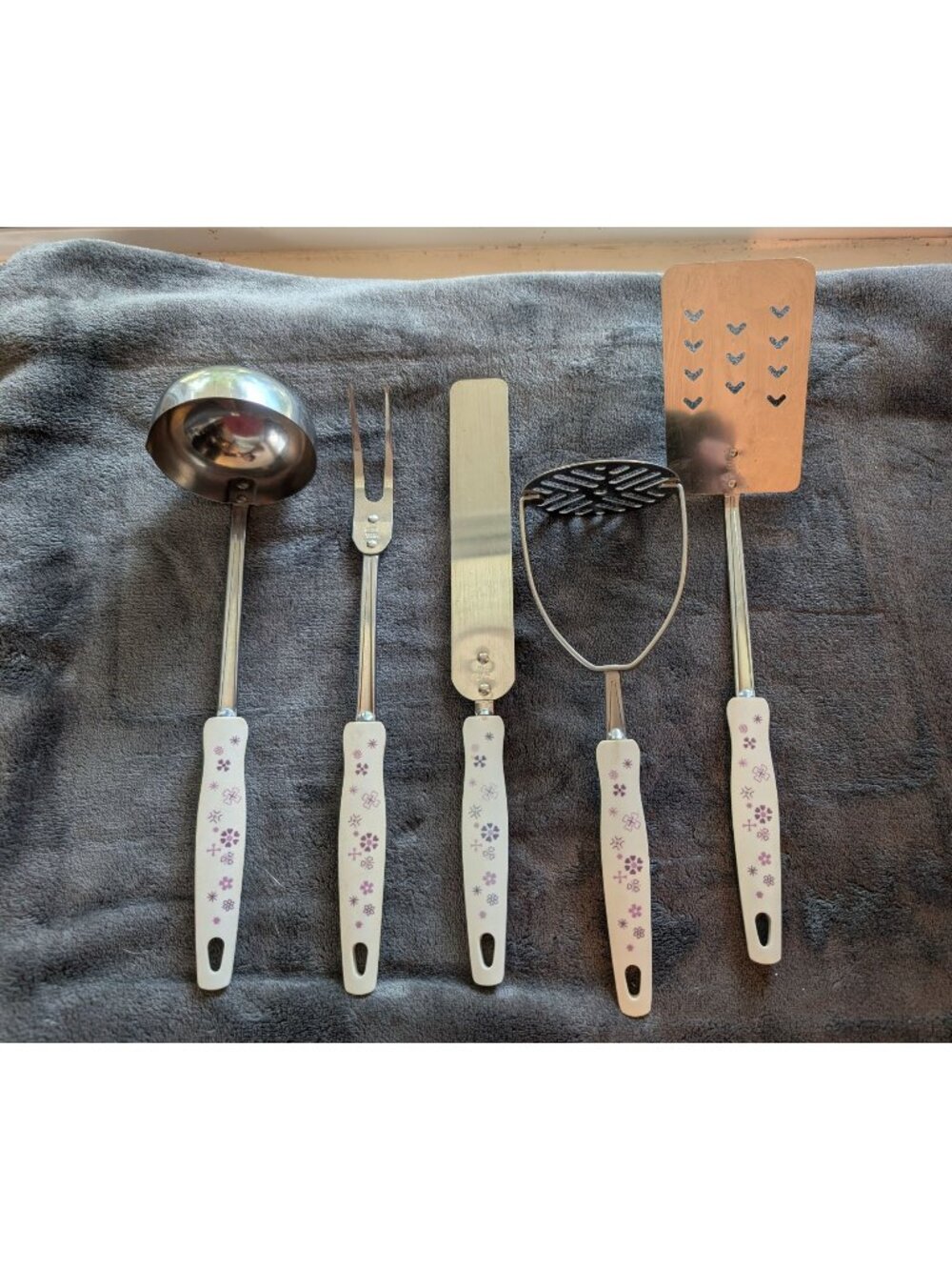 Vintage Mid Century EKCO USA 5-Piece Purple Flower Power Utensil Set